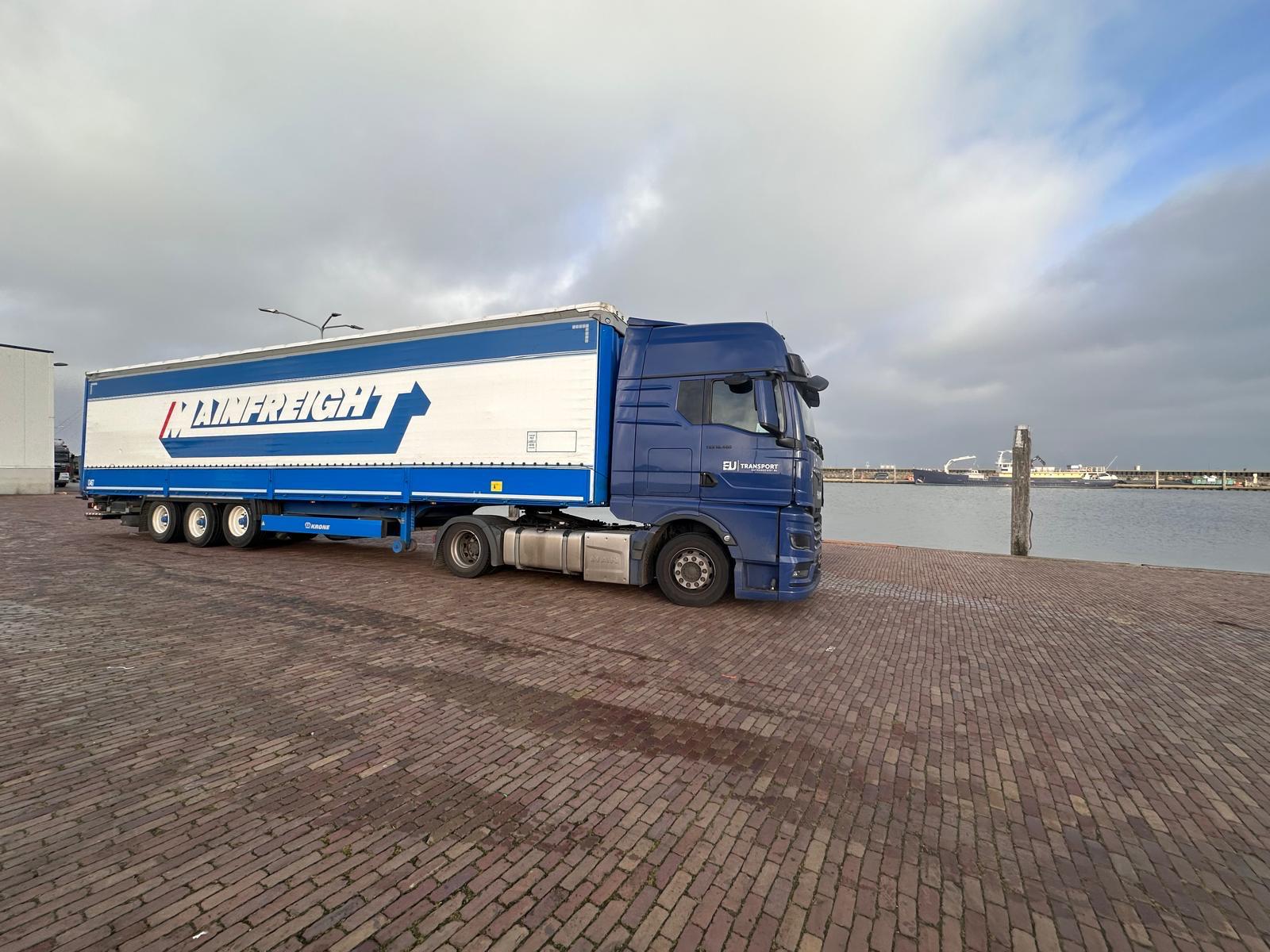 Oplegger voor groupage transport in Europa